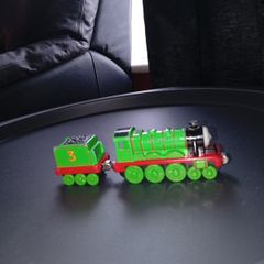 2002 Thomas Friends Diecast HENRY Train Engine