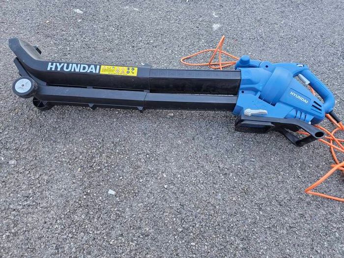 eletric lawnmower x leaf blower