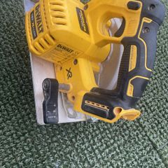 Dewalt Saw