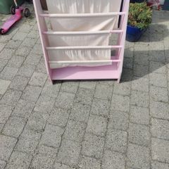 free children's bookcase