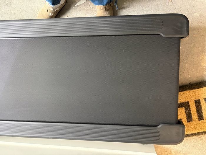 Nordic track T series 10 treadmill. Used excellent condition