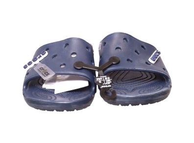 BNWT Crocs flip flops