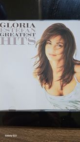 Gloria Estefan. The Greatest Hits.