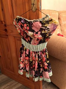 River island size small dress