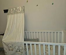 Baby baldachin, bedding set and hanging organizer