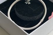 Pandora Moments Sparkling Moon clasp snake