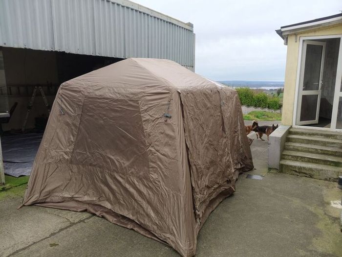 air tent