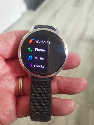 Garmin Venu 4- 41mm  smart watch