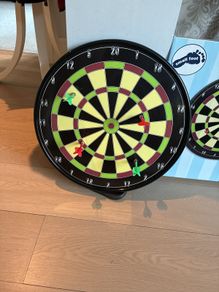 Magnetic Darts board