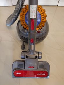 Dyson vacuum cleaner