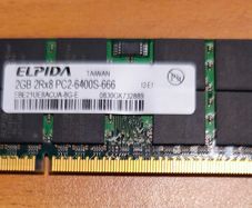 Elpida 2GB DDR2 laptop memory module.