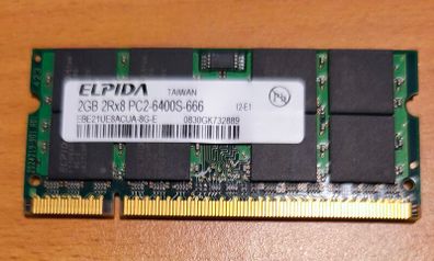 Elpida 2GB DDR2 laptop memory module.