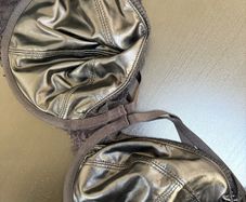 38DD bra