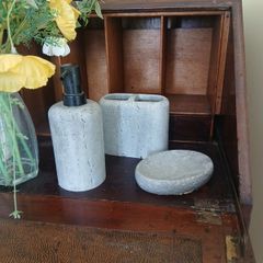 bathroom set