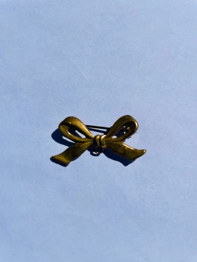 Vintage Bow Brooch