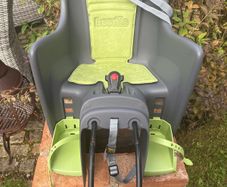 childs seat