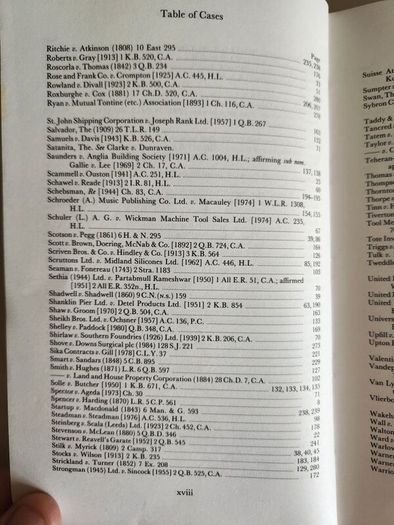 Contract.  Fifth Edition. By F.r. Davies. Concise College Text. 1986 Paperback In Good Condition. See Photos For Same.