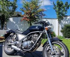 Yamaha SRX400
