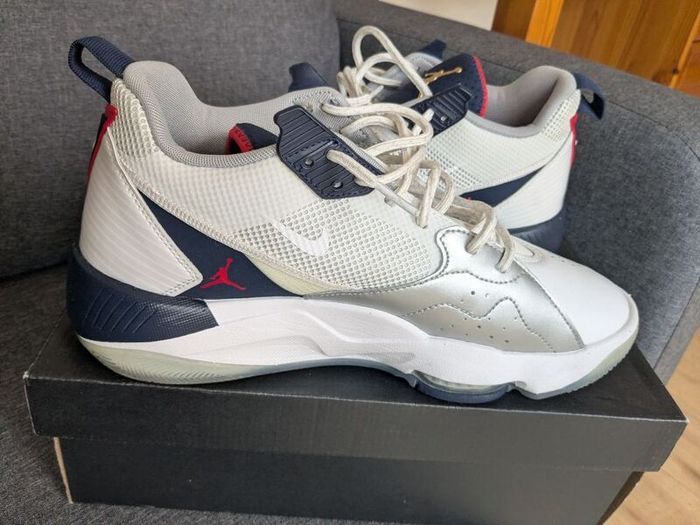 Nike Jordan Zoom '92 Size 9