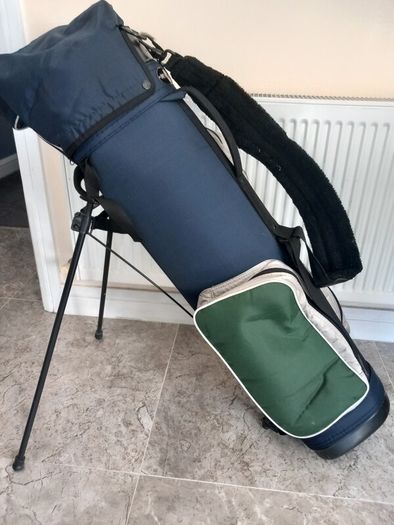 Golf king Golf bag with stand.