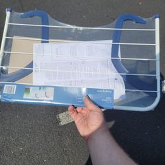 Clothes airer