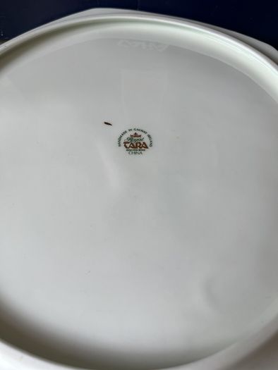 Royal Tara 2?Hexagonel Cake plates as New