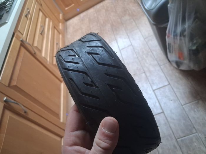 E- scooter 10 inch street tire tubed and tubeless tires .