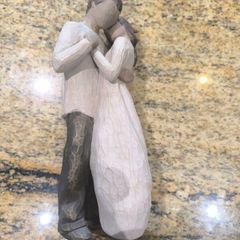 willow tree couple figurine