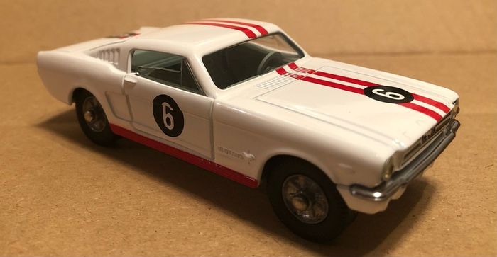 Corgi Toys 1/43 Ford Mustang fastback
