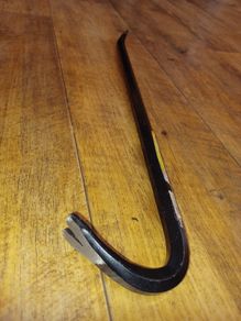 18" Wrecking Bar, brand: Blackspur
