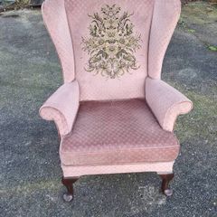 Beautiful Parker Knoll winged back armchair