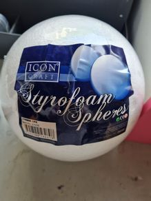 polystyrene balls