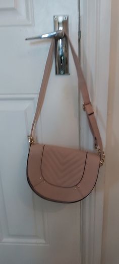 Ladies handbag crossbody