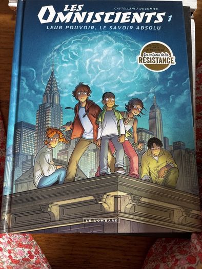 12 comics, mainly French.