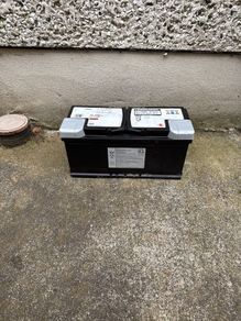 car battery AGM from bmw 640d