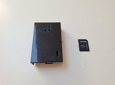 Raspberry Pi + Case + microSD Adapter