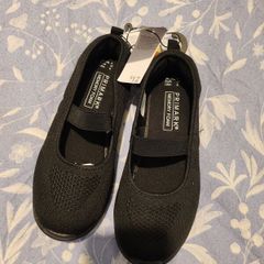 black memory foam trainers