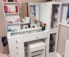 Dressing table, brand new in the box