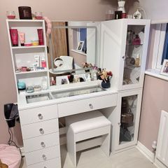 Dressing table, brand new in the box