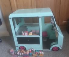 ice cream  truck