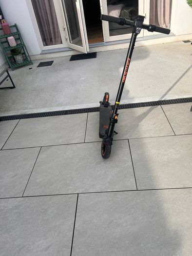 Electric scooter like new and rarely used