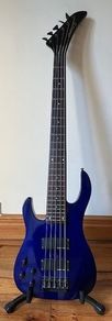 Kramer Baretta 5-String Bass + Flight Case + Strings