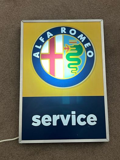 Alfa Romeo Service Lighted Sign