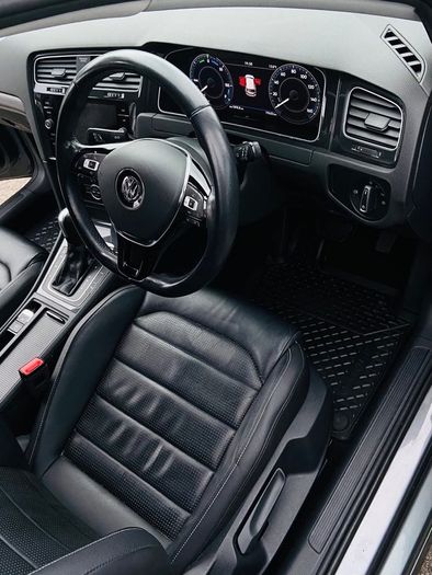 2020 Volkswagen e-Golf