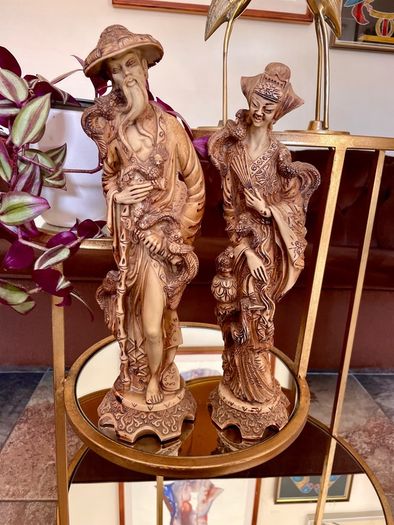 Vintage Oriental Resin Sculptured Figures Traditional Attire 1970s
