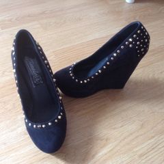 Wedge shoe