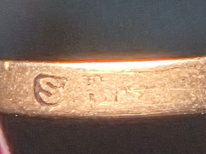 9ct Gold Rings