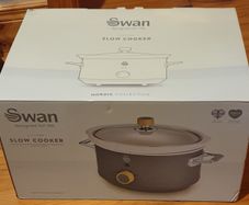 Swan 3.5 slow cooker