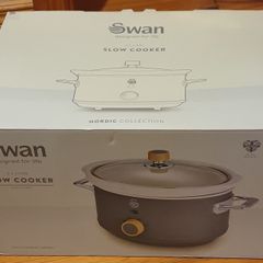 Swan 3.5 slow cooker