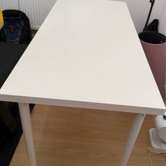 Ikea white desk